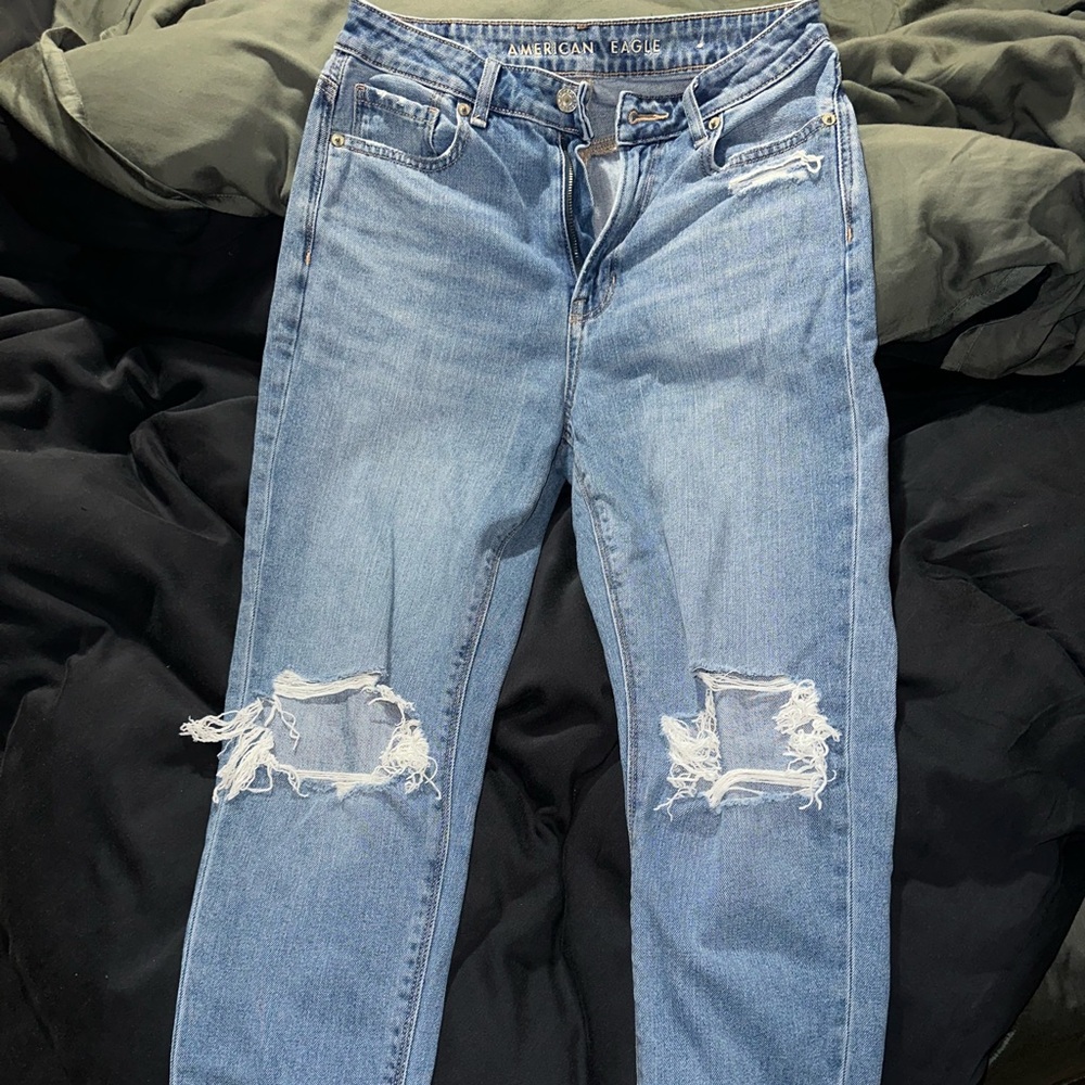 American Eagle Mom Jean